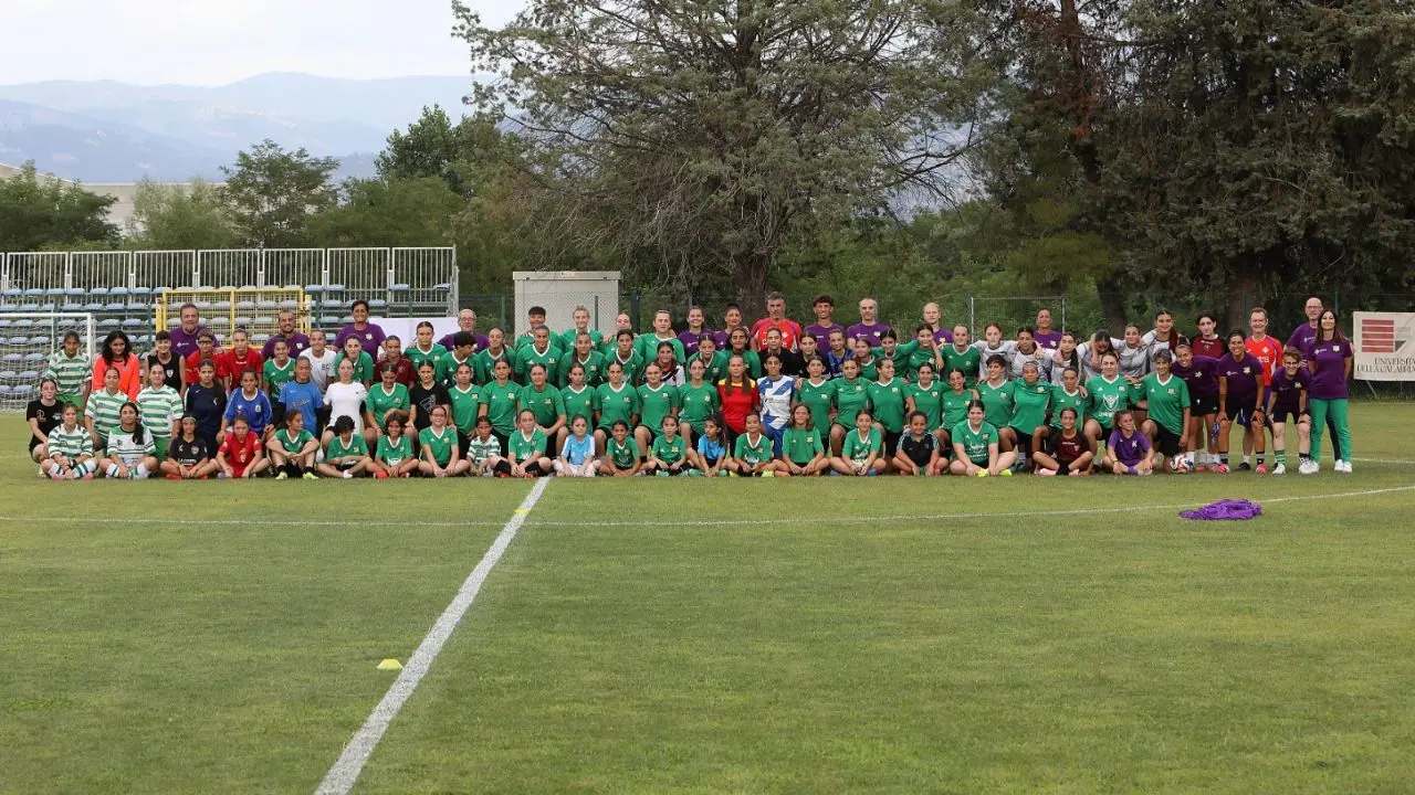 Unical, cento calciatrici in\u00A0campo per l’Open Day del Cus\u00A0Woman\u00A0\n