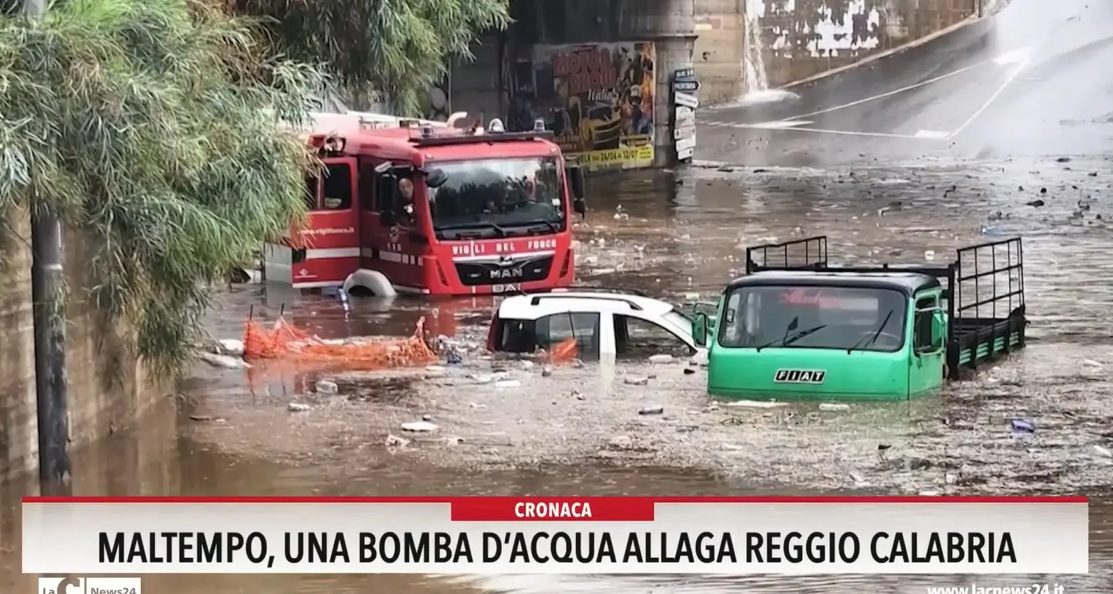 Maltempo, una bomba d'acqua allaga Reggio Calabria