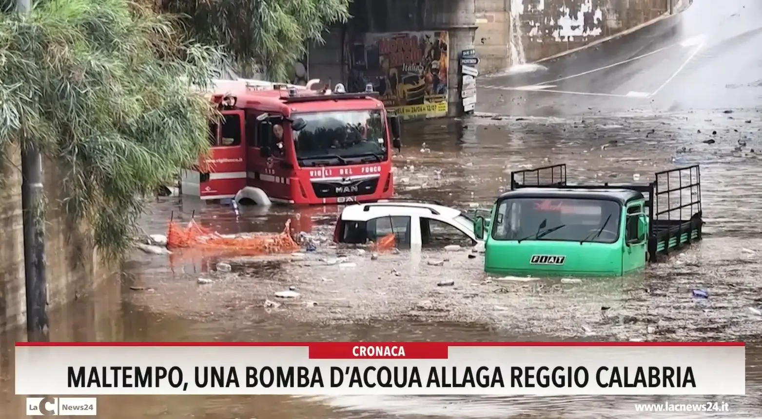 Maltempo, una bomba d'acqua allaga Reggio Calabria