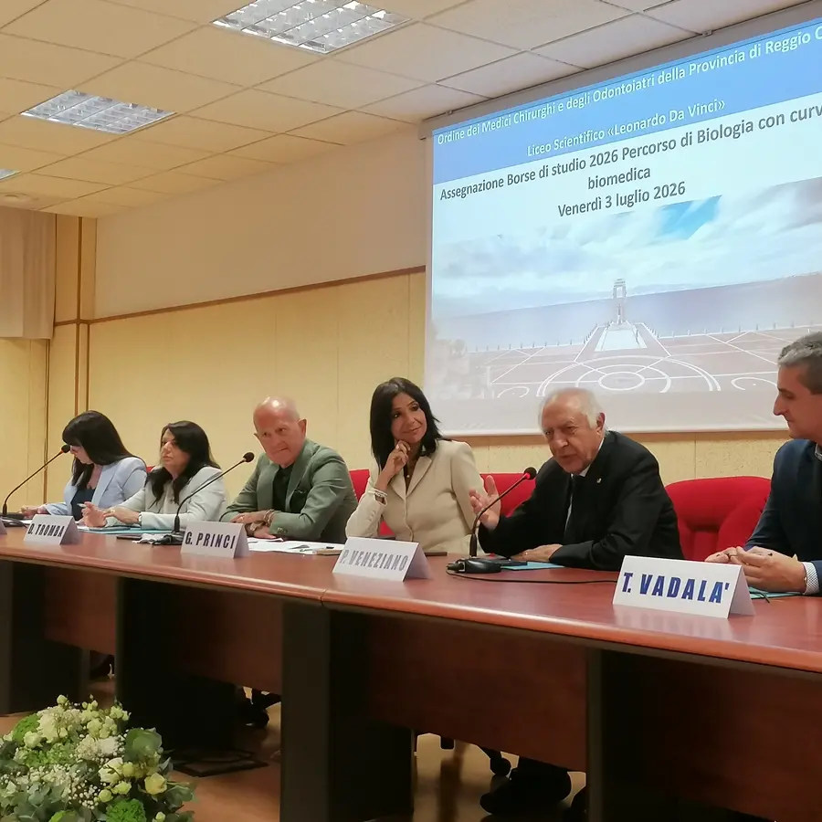 Percorso di Biologia con Curvatura Biomedica, assegnate a Reggio le Borse di Studio\n