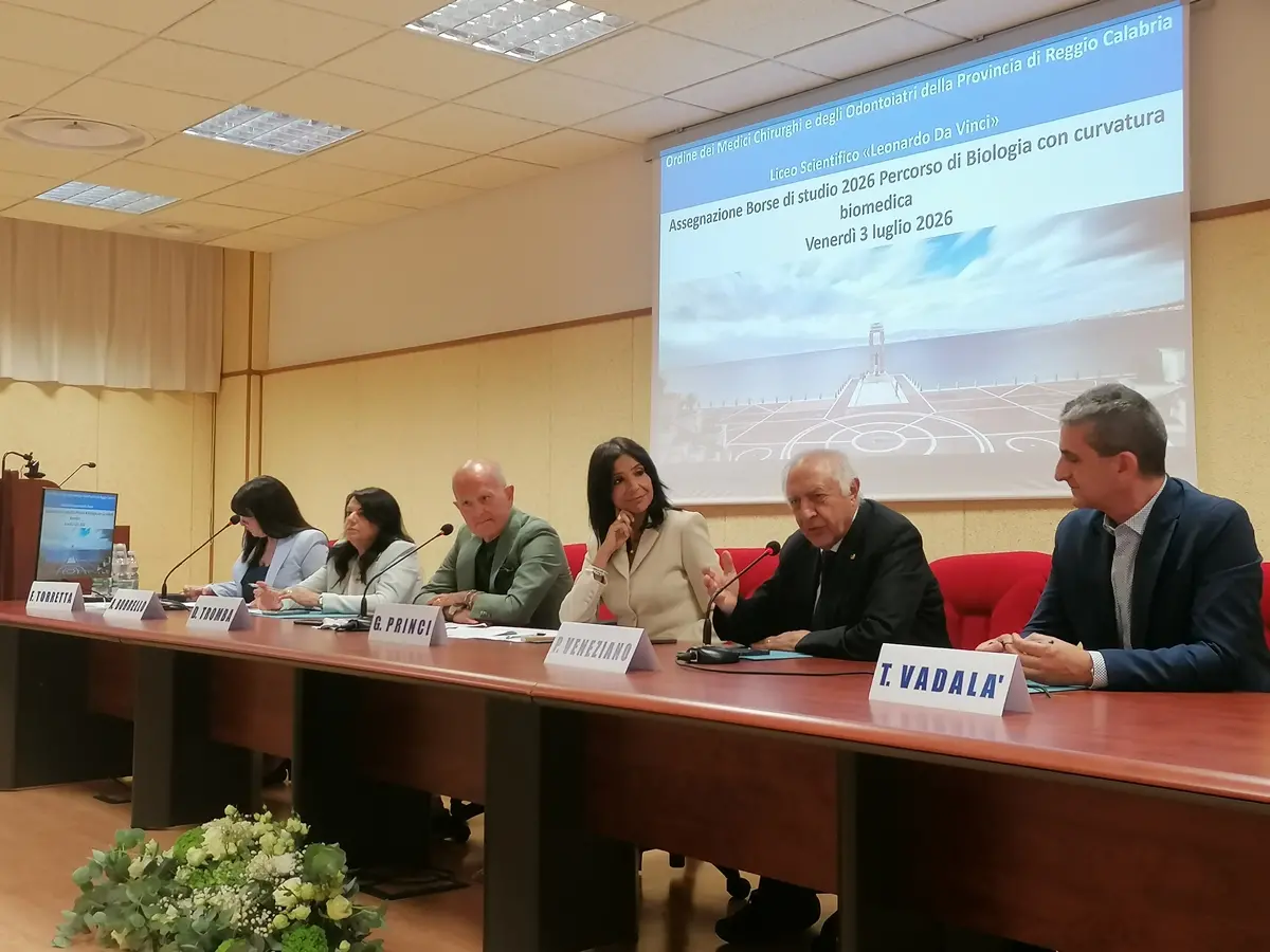 Percorso di Biologia con Curvatura Biomedica, assegnate a Reggio le Borse di Studio\n