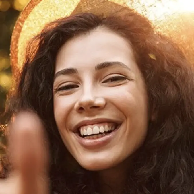Hai paura di essere troppo felice? Esiste e si chiama cherofobia: quando la gioia diventa motivo di ansia\n