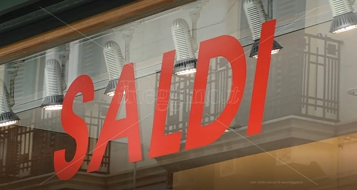 Saldi al via, nel Reggino shopping tra sconti e turismo: attesa una spinta per il commercio\n