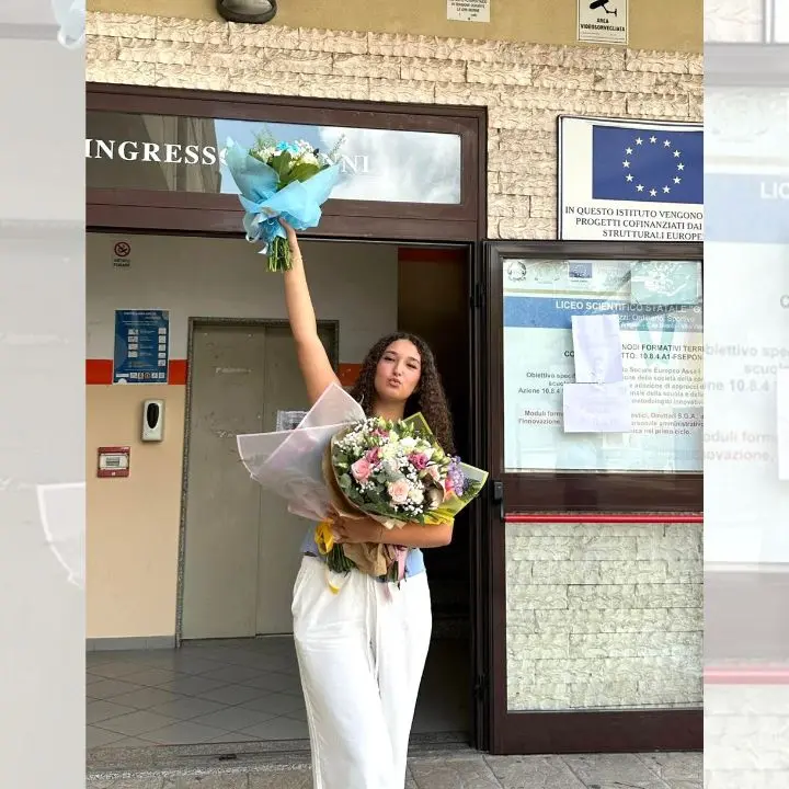 Giusi Galati, il talento vibonese che brucia le tappe: diplomata a soli 16 anni al liceo scientifico “G. Berto”\n