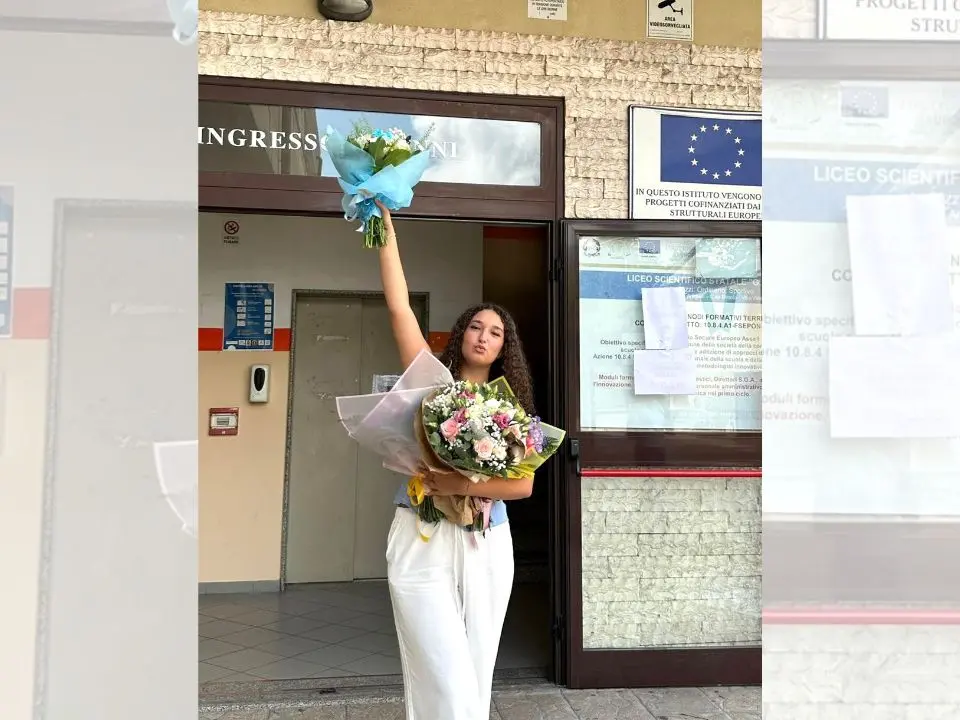 Giusi Galati, il talento vibonese che brucia le tappe: diplomata a soli 16 anni al liceo scientifico “G. Berto”