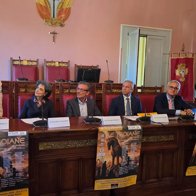 Ritorno al Classico, l’associazione Great Talent porta in scena “Le Troiane” di Euripide a Palmi\n