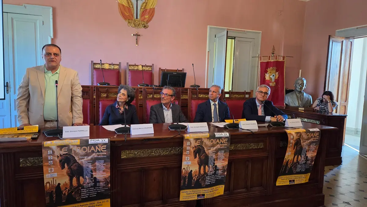 Ritorno al Classico, l’associazione Great Talent porta in scena “Le Troiane” di Euripide a Palmi\n