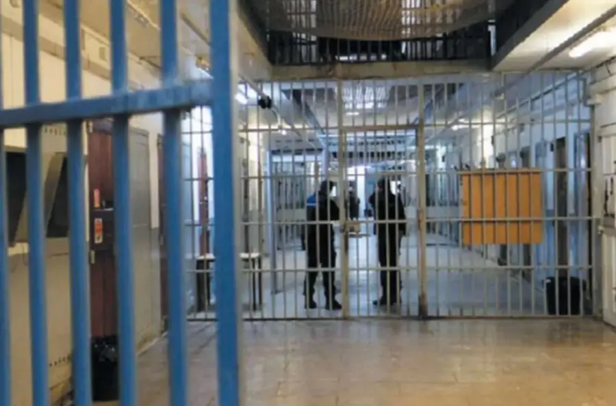 Carceri calabresi, nel 2025 due suicidi e 158 tentativi: l’allarme del Sappe\n