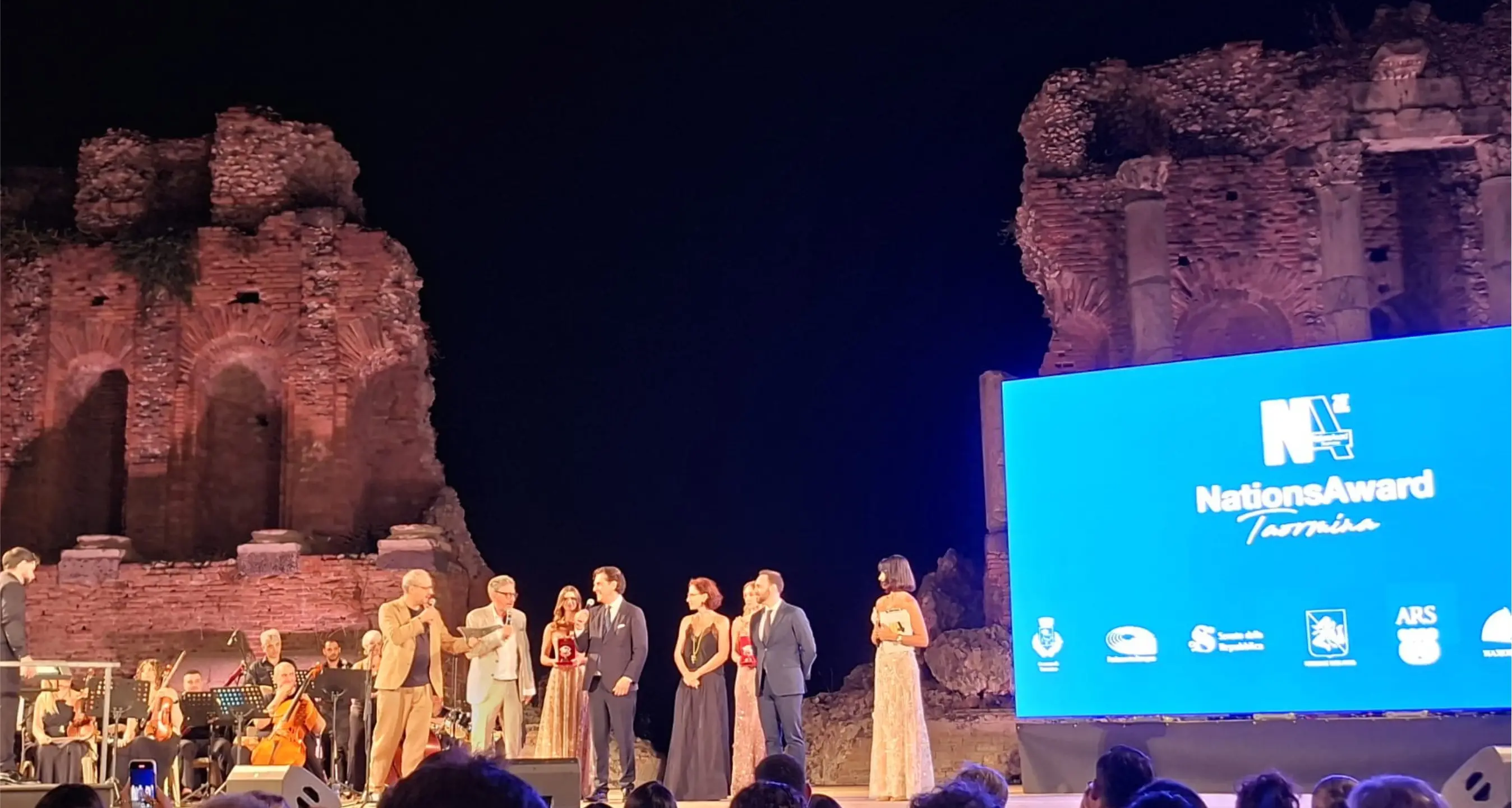 Nations Award a Taormina: la ventesima edizione della kermesse brilla con l'arte di Michele Affidato\u00A0\n