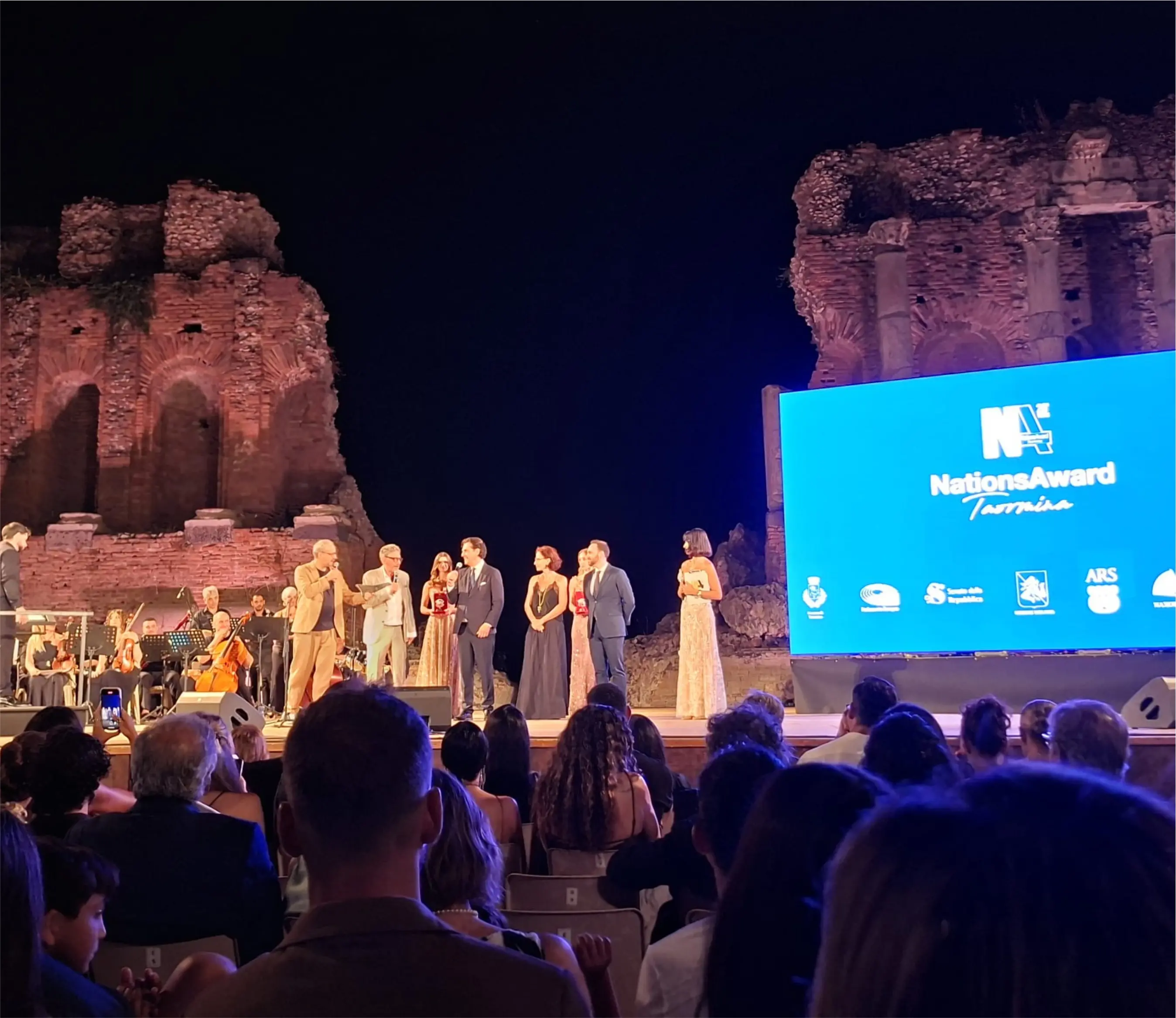 Nations Award a Taormina: la ventesima edizione della kermesse brilla con l'arte di Michele Affidato\u00A0\n