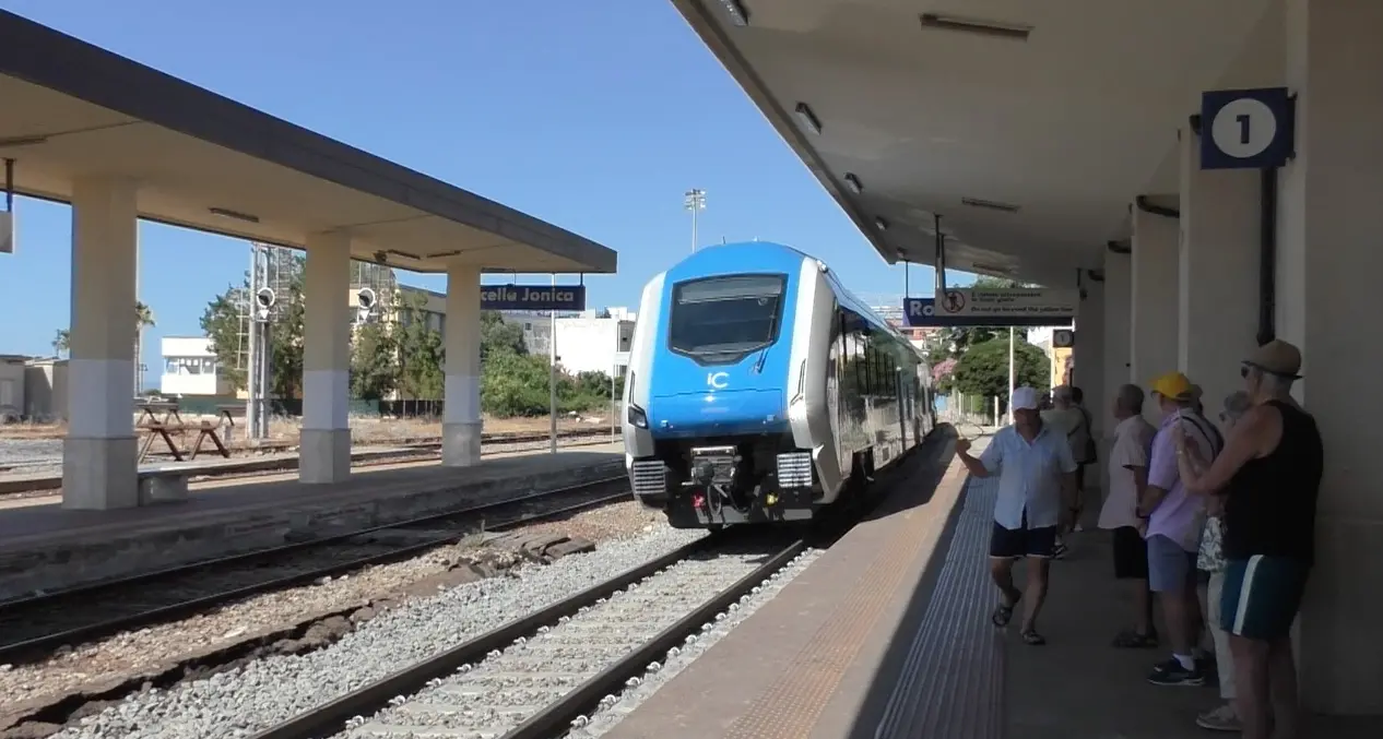 La Locride riabbraccia la Capitale, in viaggio il primo Intercity diretto per Roma\n