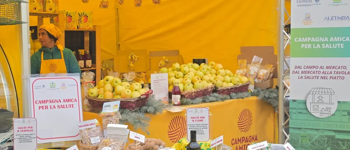 Al presidio Morelli del Gom di Reggio, medici e agricoltori in campo per contribuire a fermare l’emergenza sanitaria legata ai cibi che causano malattie\n