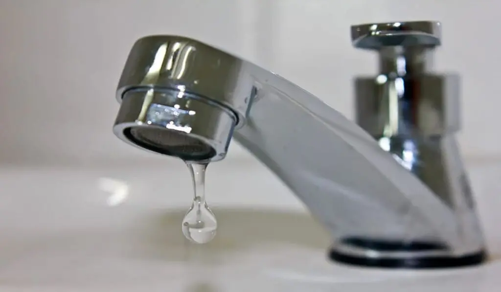 Cosenza, al Rione Massa acqua assente ogni sera: famiglie pronte alla protesta\n