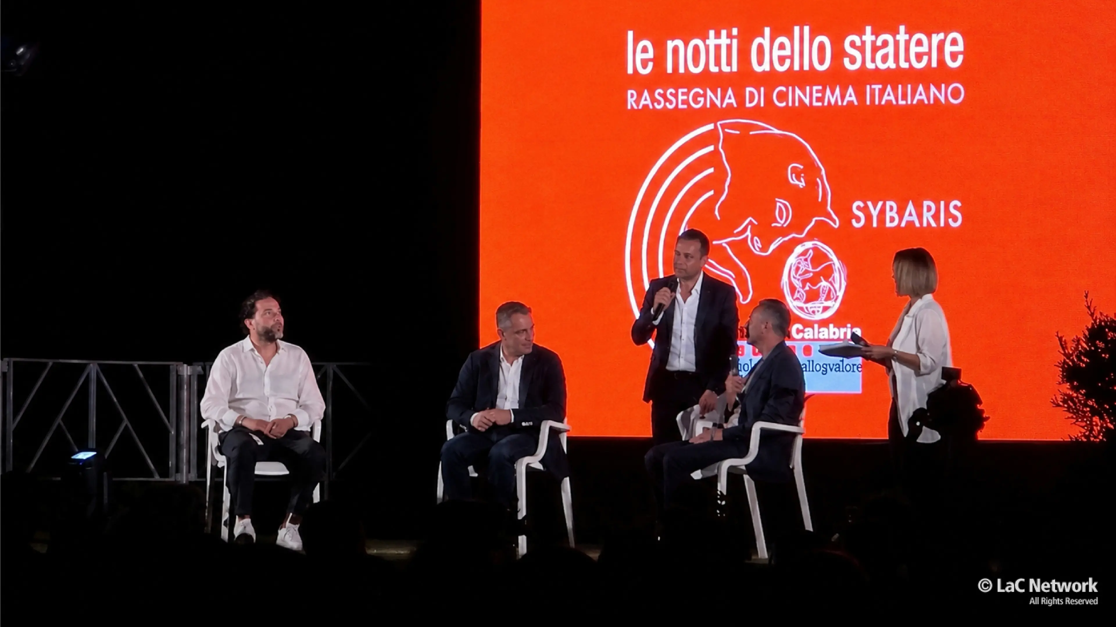 Il grande cinema italiano ai Laghi di Sibari, successo per la XXII edizione de “Le Notti dello Statere”\n