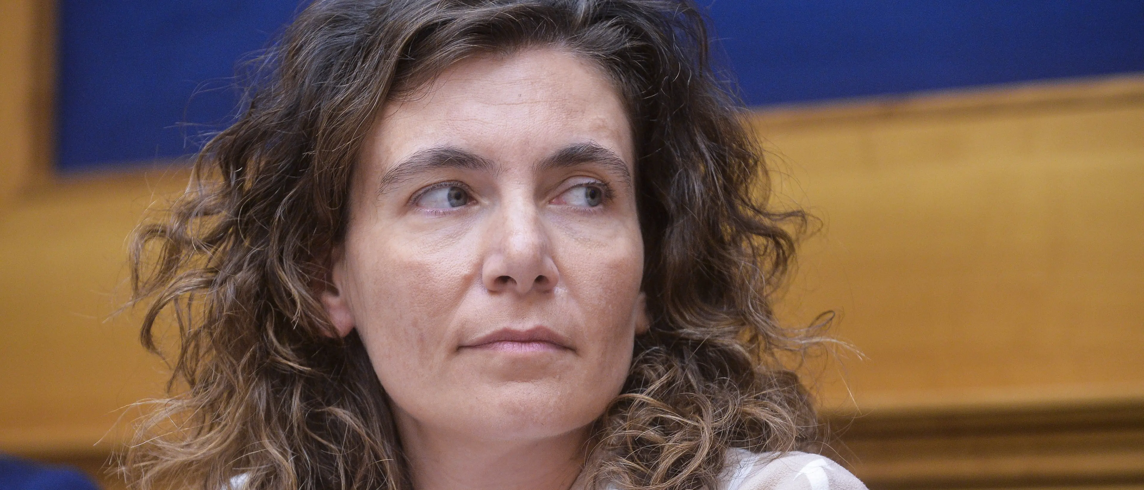 «Al porto di Crotone navi che trasportano armi», interrogazione di Orrico (M5s) a Piantedosi e Salvini\n
