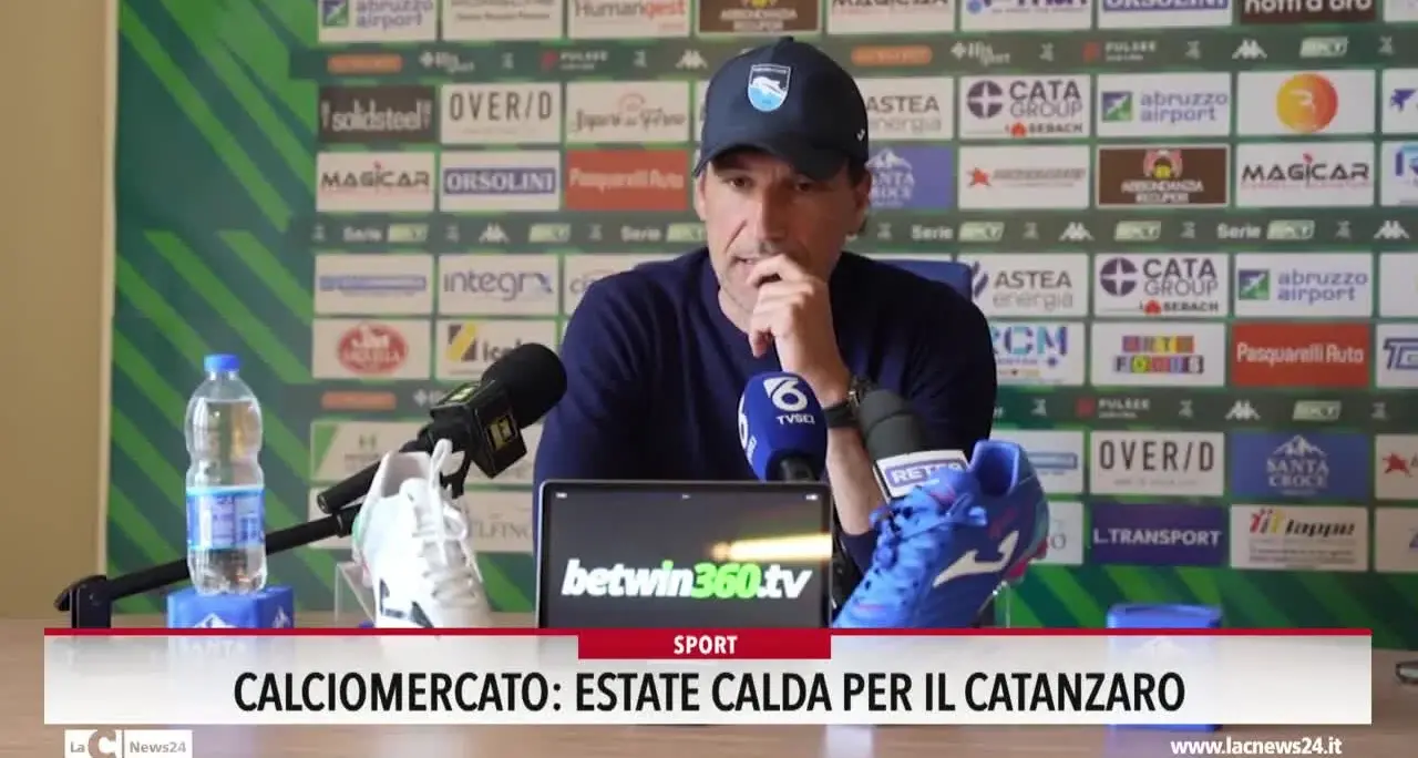 Calciomercato, estate calda per il Catanzaro