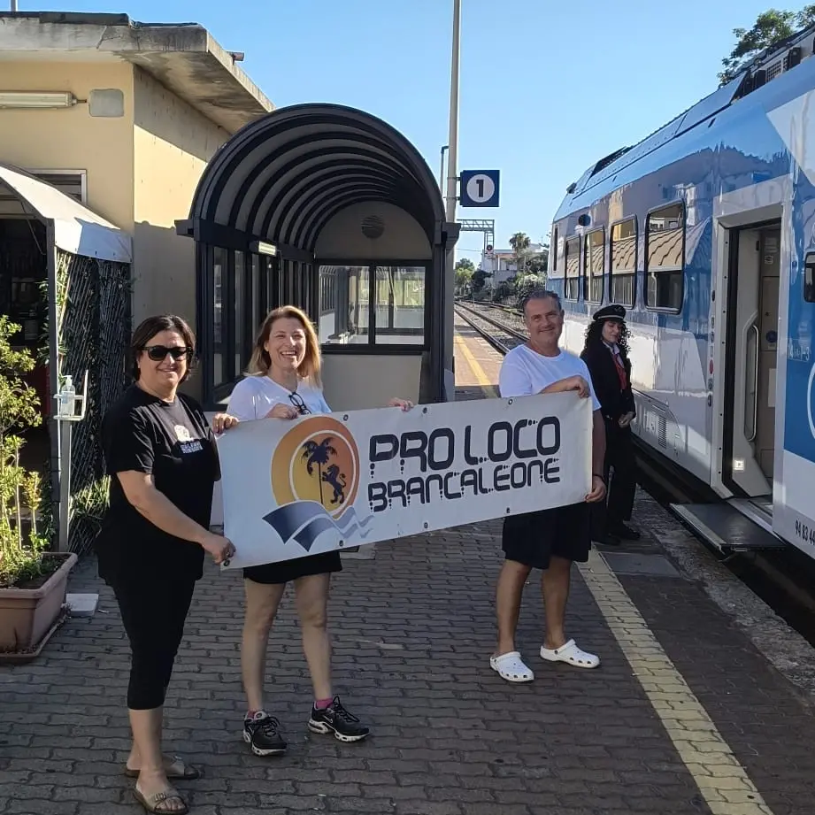 Nuovi collegamenti ferroviari, la Pro Loco di Brancaleone: «Un'opportunità per turismo e territorio»\n