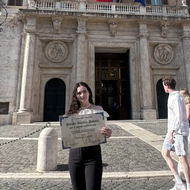 Francesca Fazio, da Piscopio alla Cina: Premio America Giovani per la brillante interprete e traduttrice vibonese\n