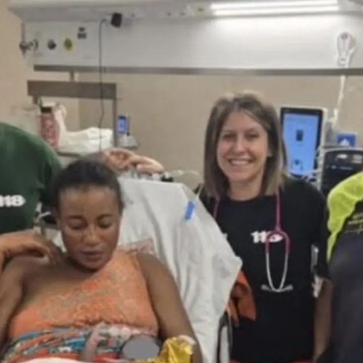 <p>Lucy non aspetta l'ospedale: nasce a bordo dell'ambulanza del 118 nel Cosentino</p>