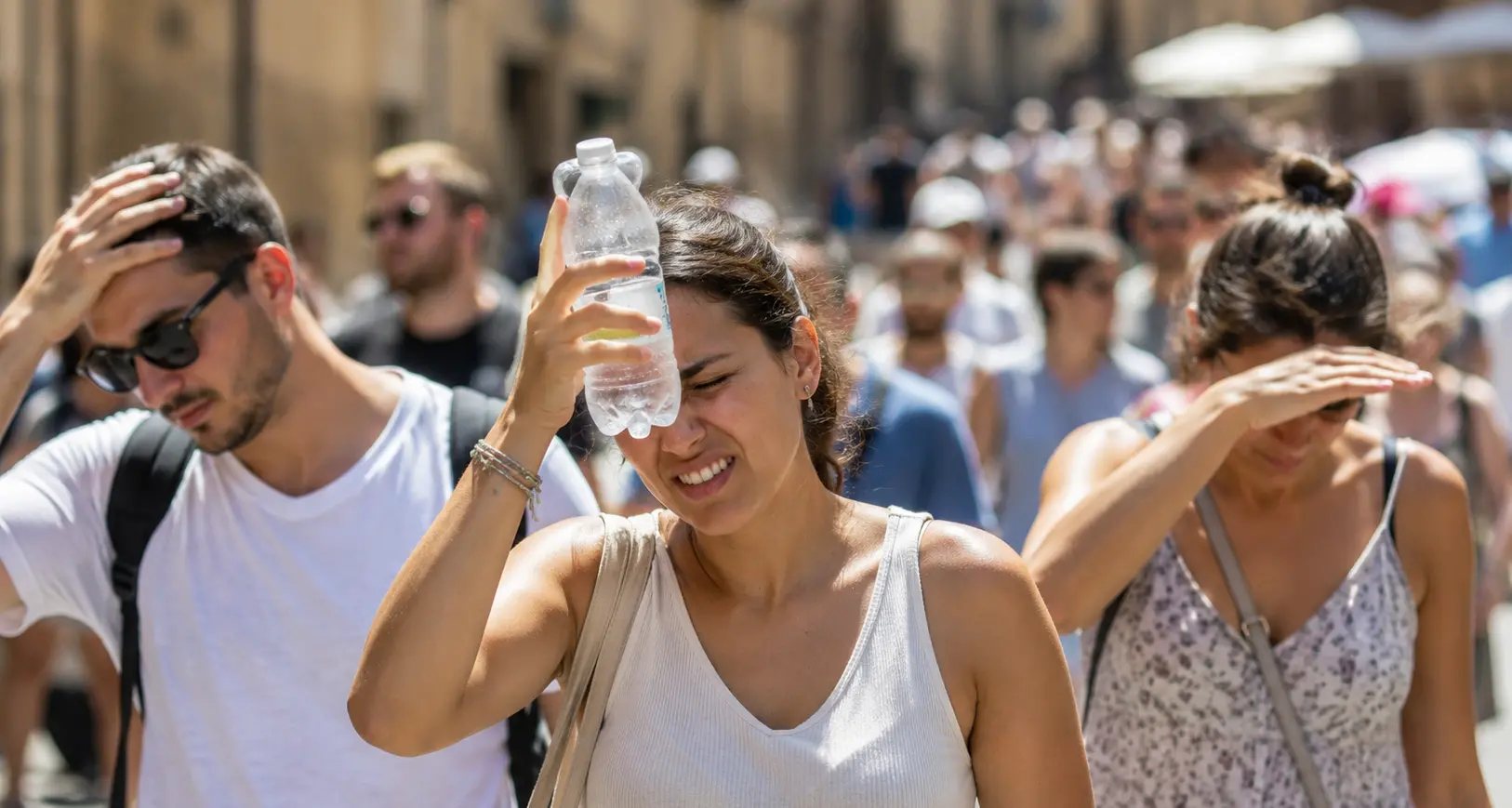 L'anticiclone africano si rafforza, ma la Calabria evita l'ondata di caldo estremo: punte fino a 39 gradi solo nelle aree interne\n