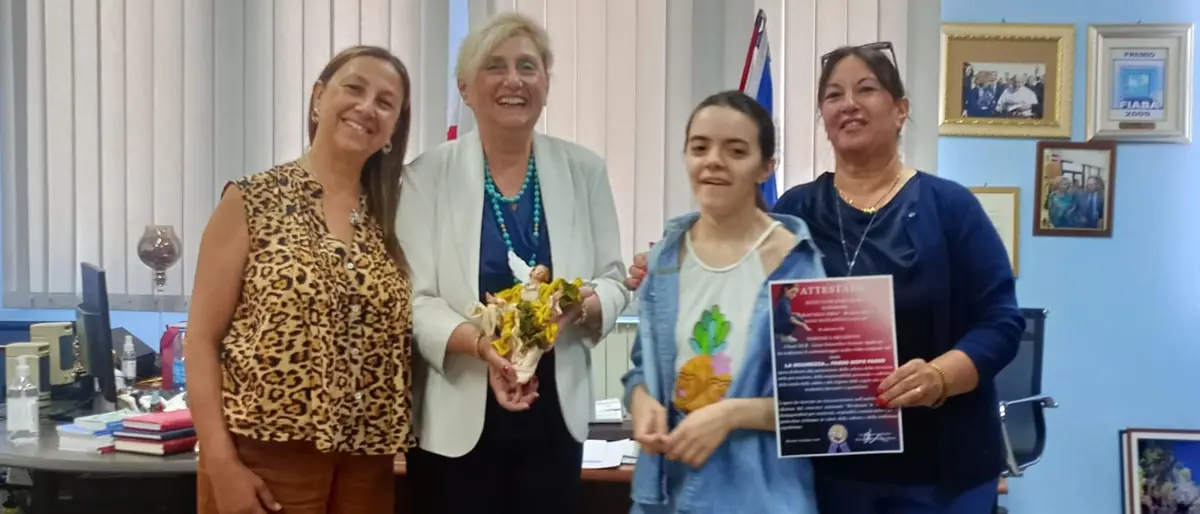 Rosarno, il premio alla \"Napoletanità\" a Veronica Melidona\n