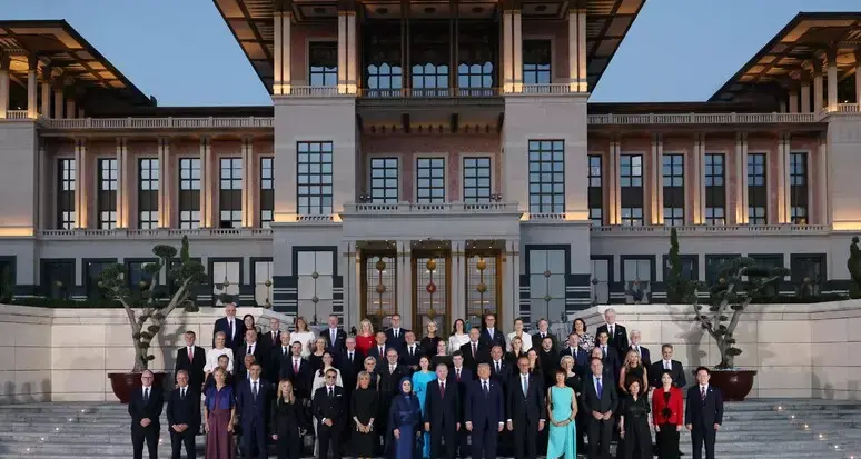 Trump ad Ankara: «La Nato mi ha deluso. Meloni una brava persona ma non ci ha aiutato»\n