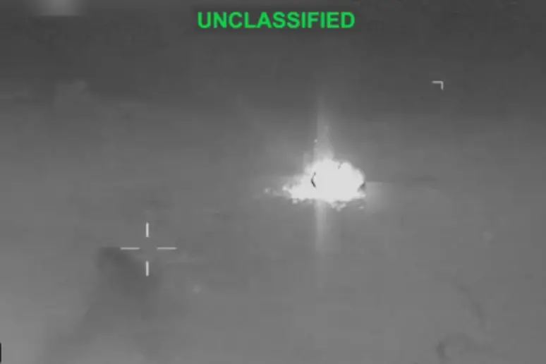 Escalation in Medio Oriente, gli Usa attaccano l'Iran dopo la crisi nello Stretto di Hormuz\n
