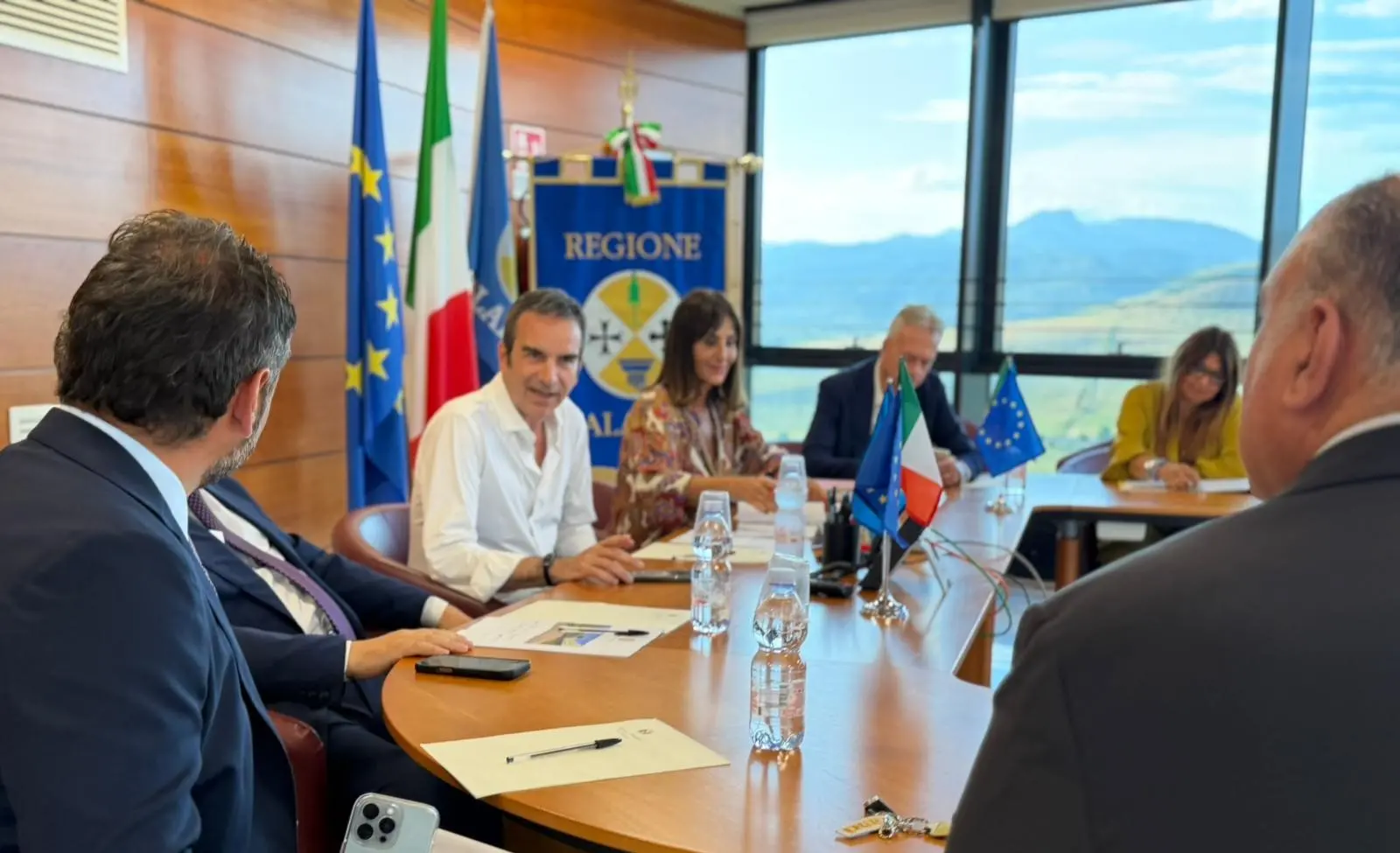 Sanità, borghi, scuola, welfare e agricoltura: la Giunta regionale approva un pacchetto di interventi che disegna le priorità della Calabria per i prossimi anni\n