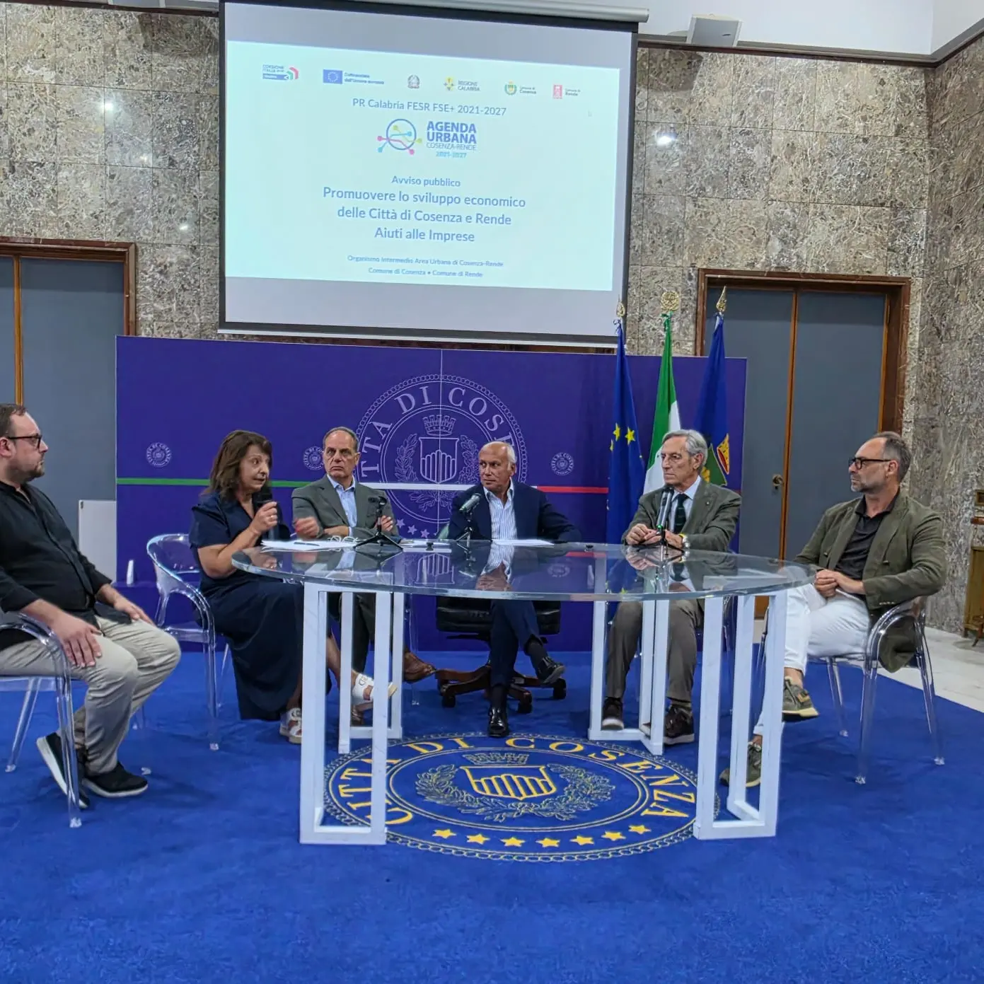 Cosenza, Agenda Urbana 2021-2027:\u00A0presentato il nuovo Avviso \"Aiuti alle Imprese\"\n