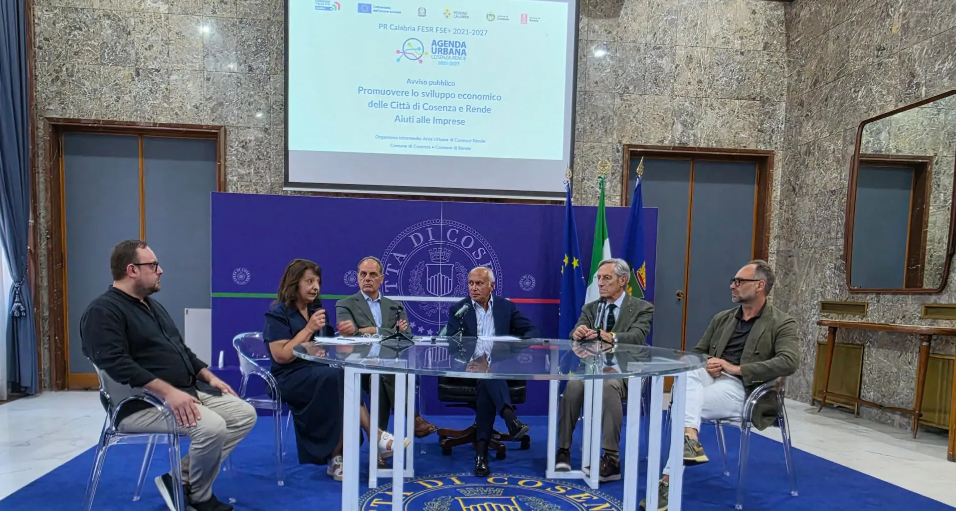 Cosenza, Agenda Urbana 2021-2027:\u00A0presentato il nuovo Avviso \"Aiuti alle Imprese\"\n