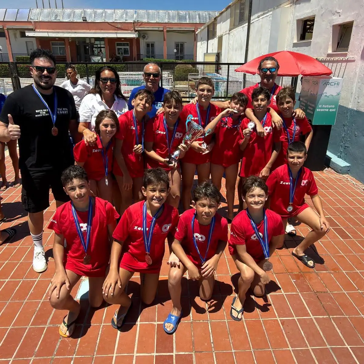 Reggio Calabria vola alle Finali Nazionali: storica impresa dell'Italica Sport nella pallanuoto Esordienti\n