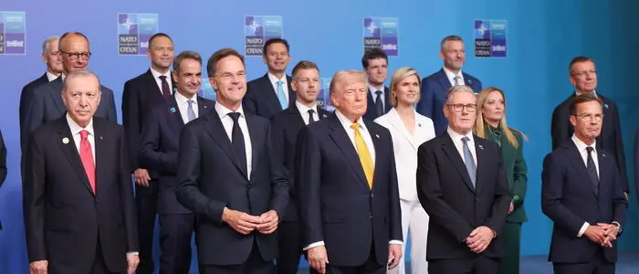 La Nato cambia strategia: più spese militari, sostegno all’Ucraina e deterrenza nucleare. Le conseguenze per l’Italia\n