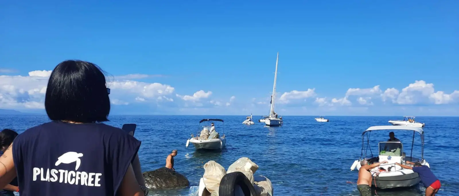 Sabato alla Marinella di Palmi\u00A0volontari in campo per ripulire spiaggia e fondali\n