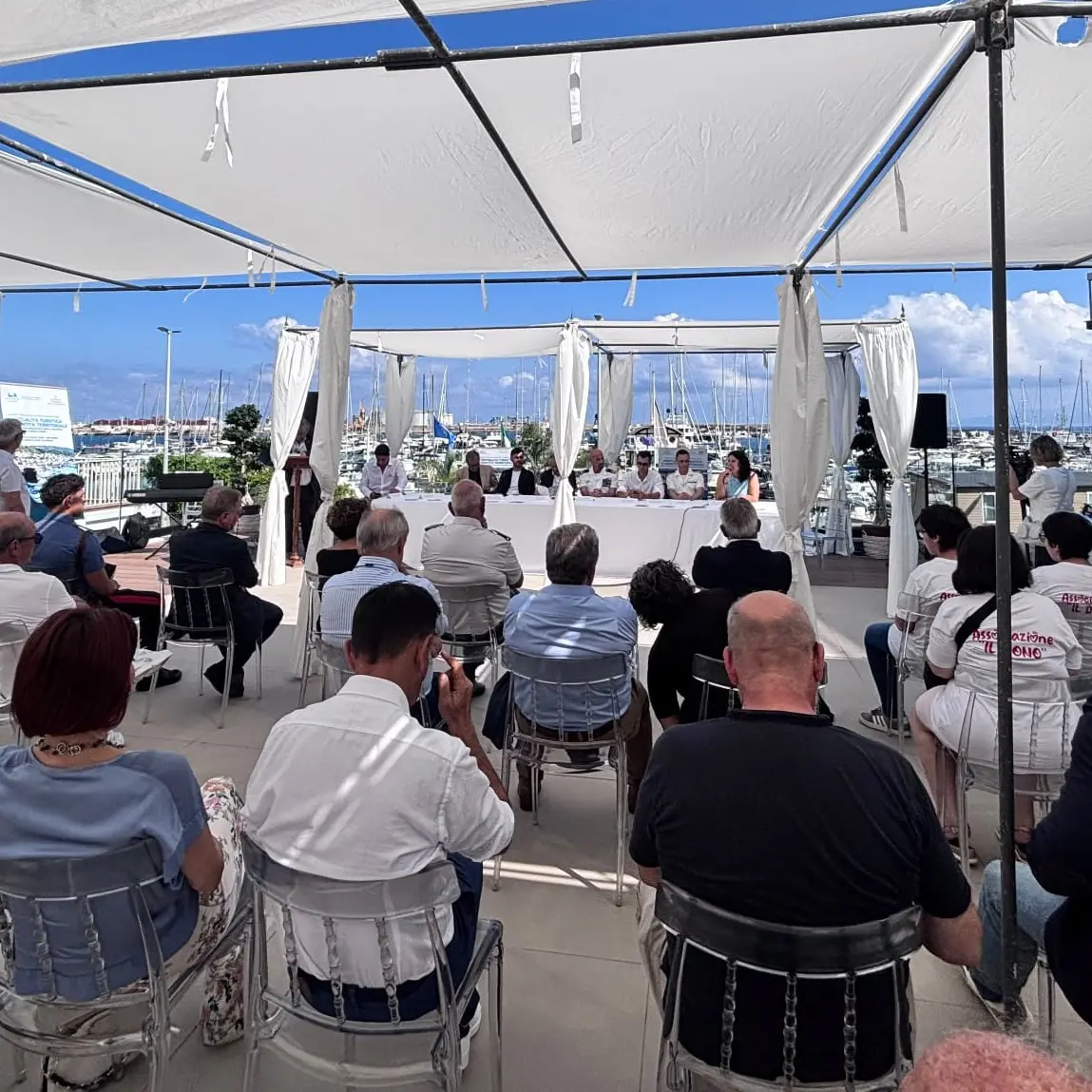Tappa vibonese per i Blue Marina Awards: i pontili turistici come porta di accesso al territorio\n