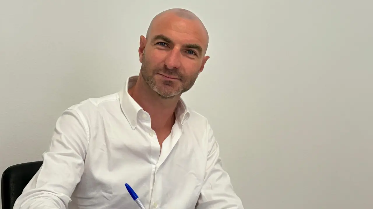 Cosenza calcio,\u00A0Fabio Lucioni è il nuovo direttore sportivo: «Cercheremo di rendere questa stagione indimenticabile»\n
