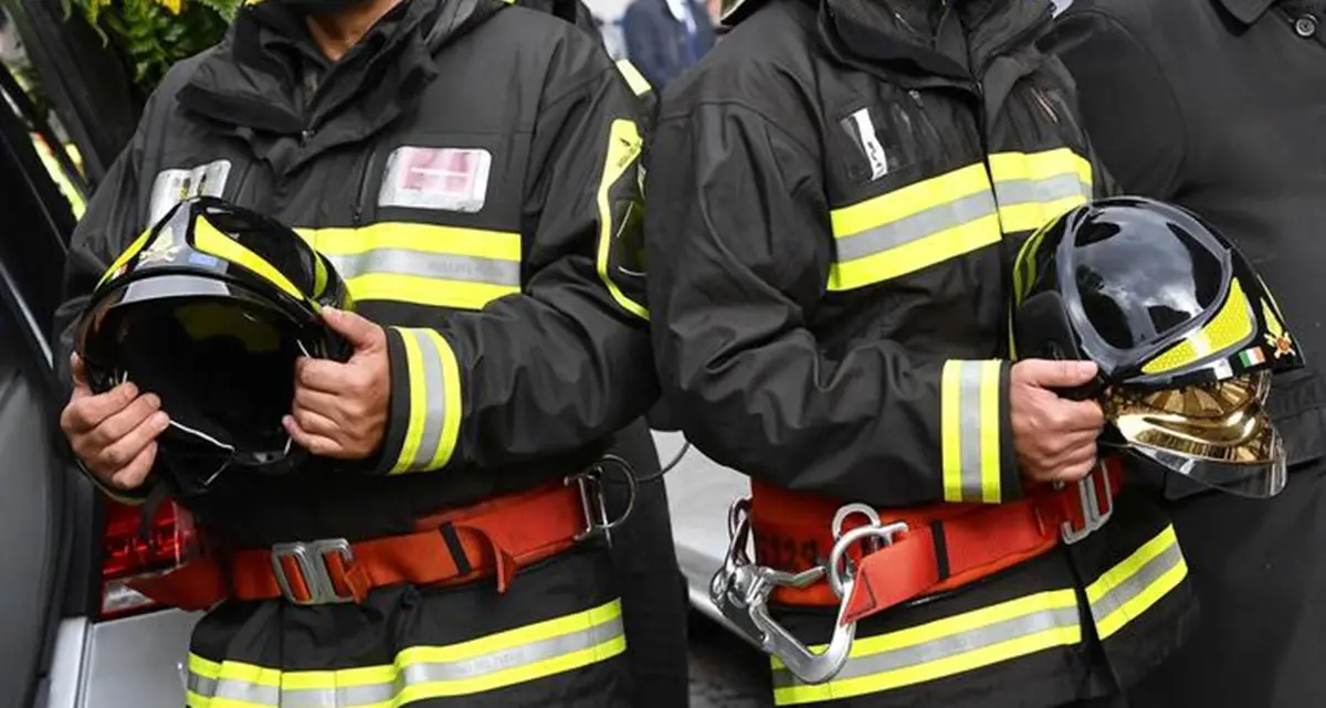 Vigili del fuoco di Vibo, i sindacati proclamano lo stato di agitazione: «Confronto senza risultati concreti»\n