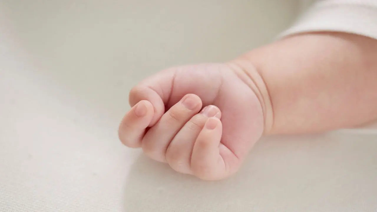 Neonato morto durante il parto a Polistena, per il caso del piccolo Matteo Russo chiesto processo per due ostetriche\n