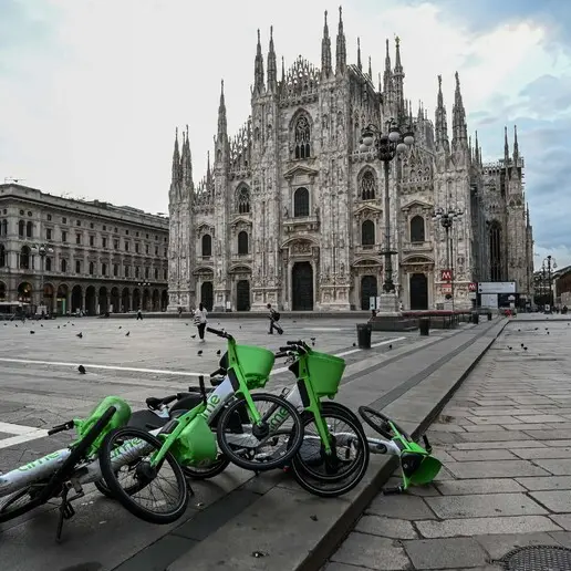 «Che hai da guardare? Sono uomo e musulmano», e la\u00A0sfregia: fermato a Milano un 27enne algerino. Il giorno prima era stato arrestato e rilasciato\u00A0\n