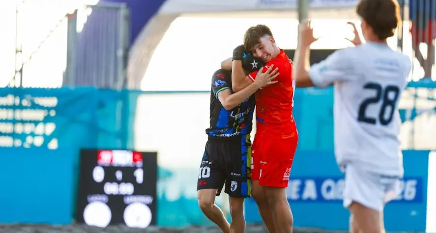 Beach Soccer Under 20 a Praia a Mare, Pisa e Napoli si giocano la Coppa Italia