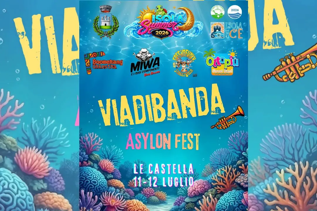 Street band, spettacoli e musica tra i vicoli: a Le Castella il weekend di \"Viadibanda – Asylon Fest\"\n