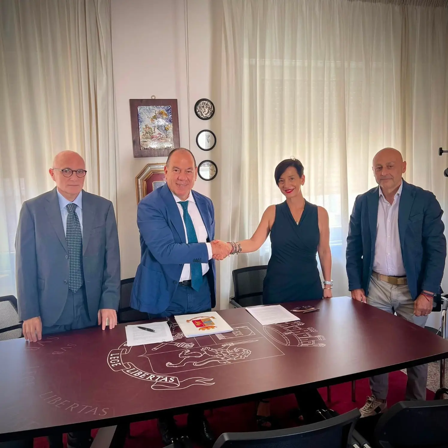 Cosenza, Questura e sportello antiviolenza \"La Ginestra\" insieme: firmato il protocollo per rafforzare la tutela delle donne\n