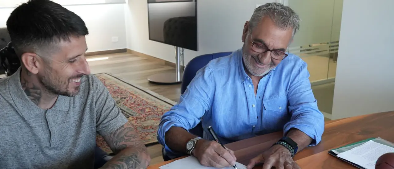 Crotone calcio,\u00A0Leandro Greco è il nuovo allenatore: c’è l’accordo\n