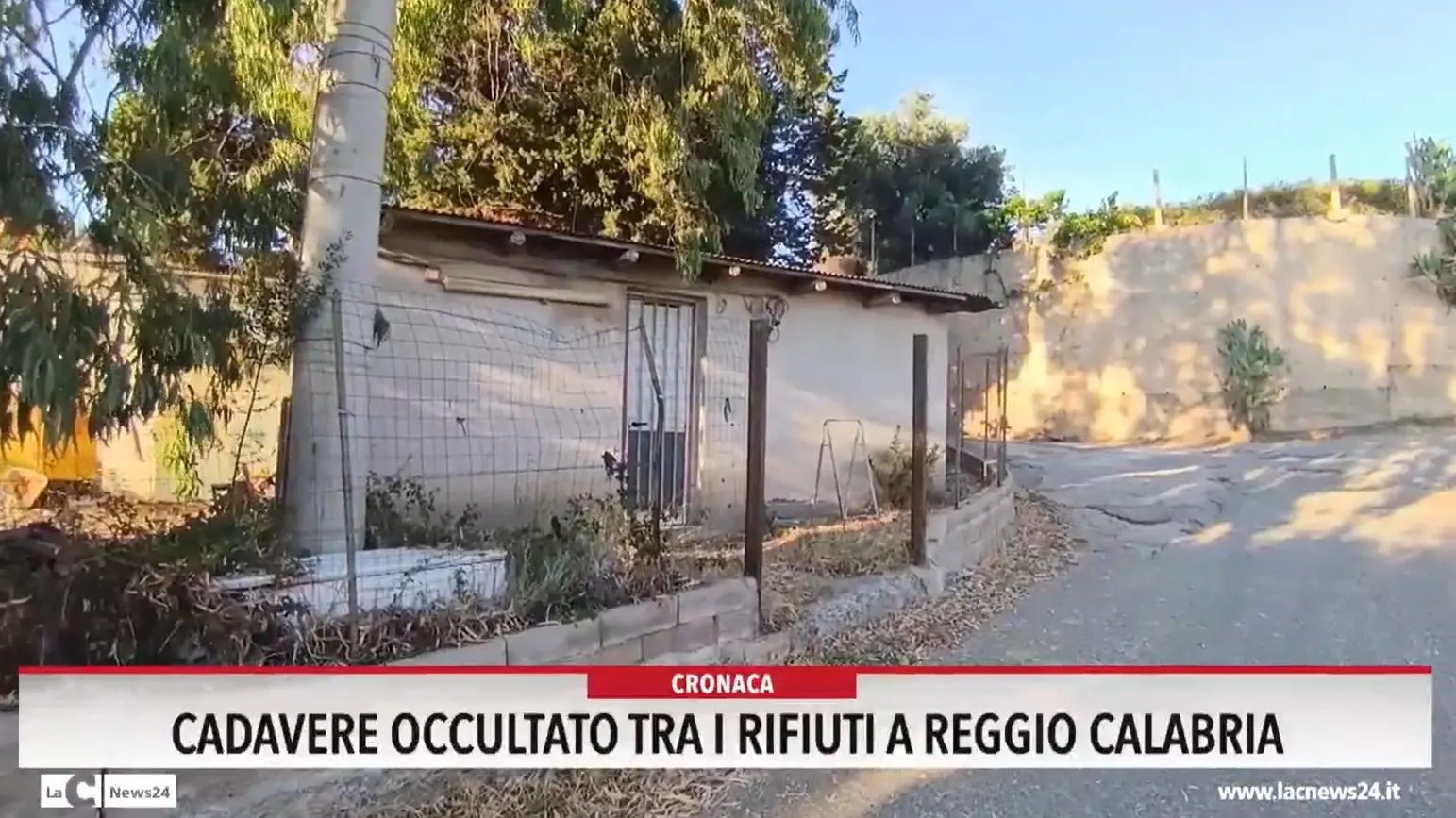 Cadavere occultato tra i rifiuti a Reggio Calabria