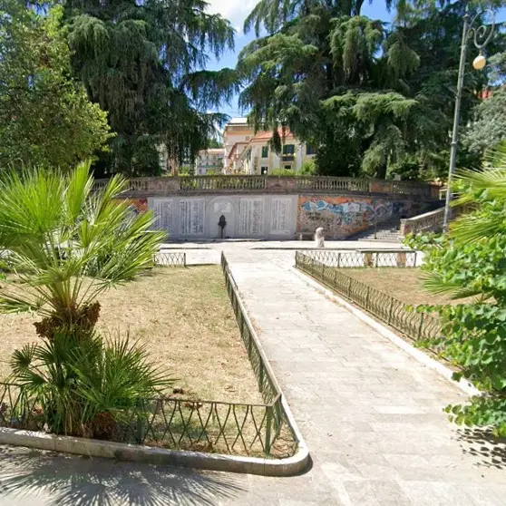 Cosenza, un milione di euro per riqualificare Piazza Skanderbeg: approvato il documento di progettazione\n