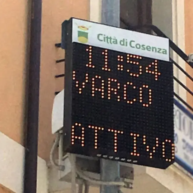 Cosenza, da domani entrano in funzione i varchi elettronici per il controllo automatico degli accessi\n