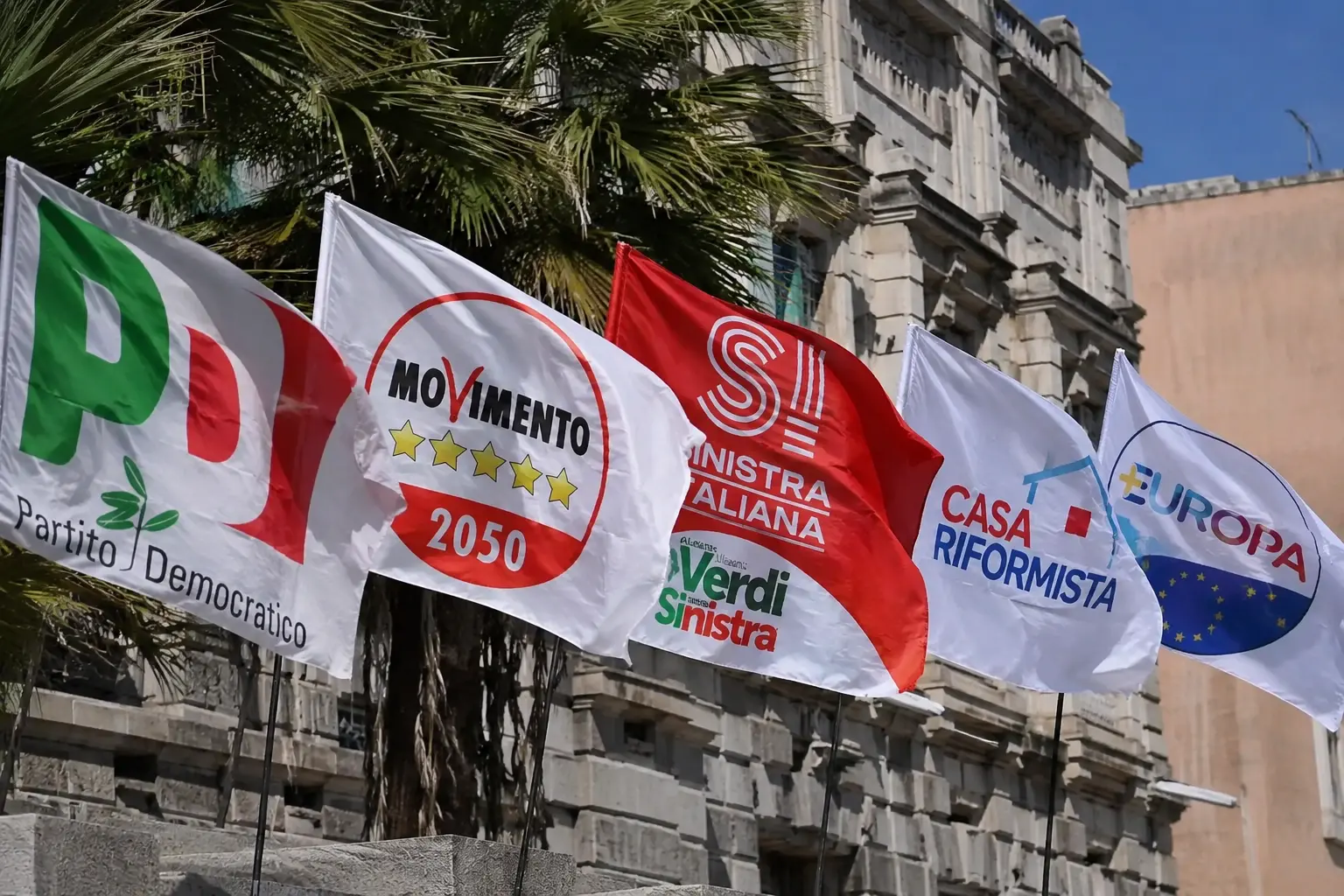 Il centrosinistra serra i ranghi nel Vibonese,\u00A0vertice della coalizione dopo le tensioni:\u00A0«Non siamo solo sigle di partito, ma un laboratorio politico»\n