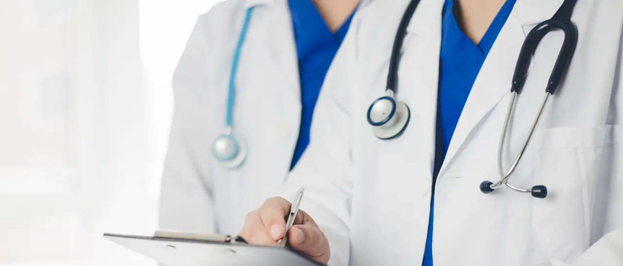 Servizio sanitario nazionale in crisi: mancano medici 5700 di famiglia e calano gli iscritti a infermieristica