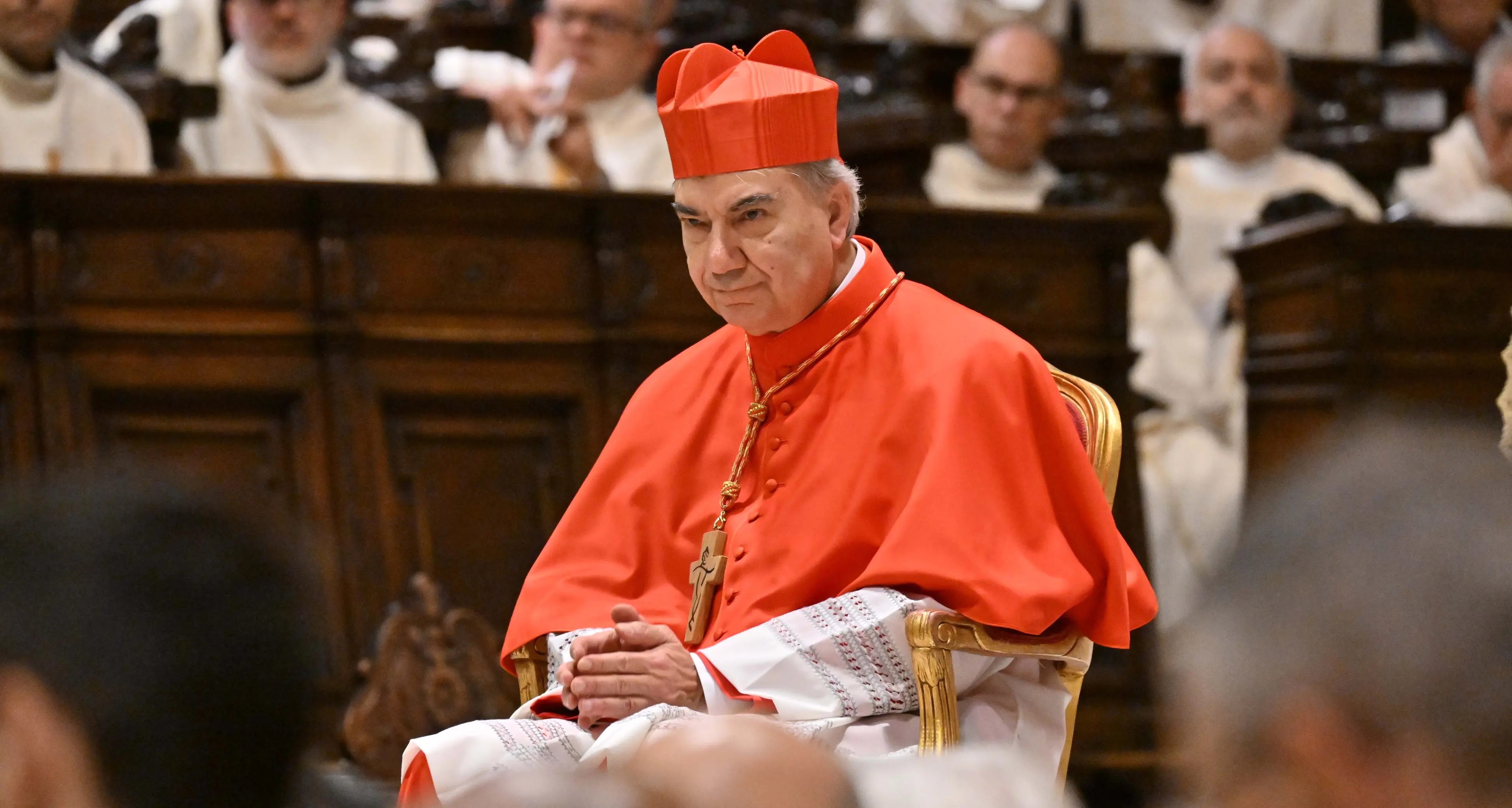 <p>«Il male ha imparato le buone maniere»: il grido del cardinale Battaglia <span style=\"color:hsl(0, 75%, 60%);\">scuote le coscienze</span></p>