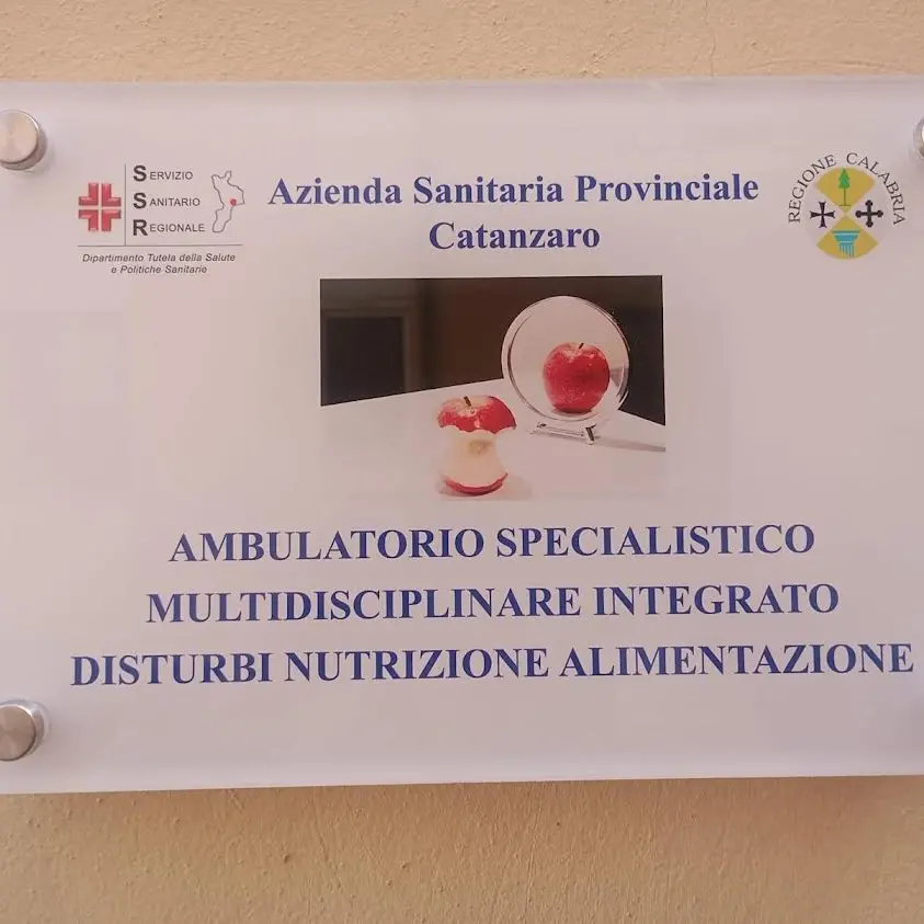 Disturbi Nutrizione: torna in attività ambulatorio Asp di Via Sirleto
