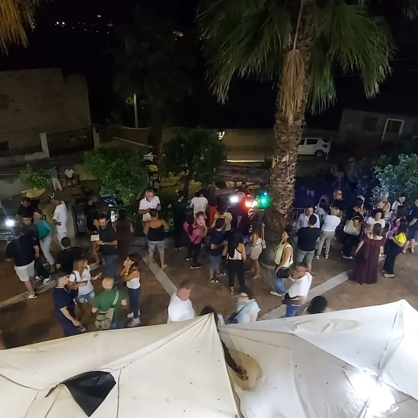 \"80 voglia di 90 e 2000\", gli amici di Villa San Giuseppe\u00A0cuore pulsante dell’estate reggina\n